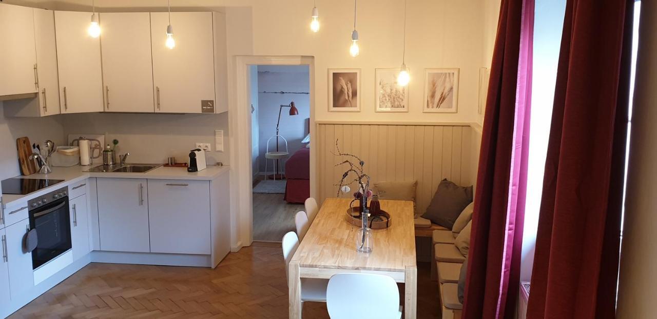 Red Flat By Grazrentals Direct By University & Free Parking Extérieur photo